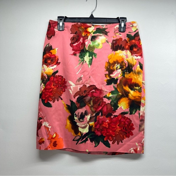 Talbots Floral Pink Women's Skirt size 12 Petite - Picture 2 of 8